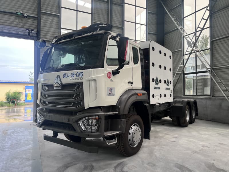 Sinotruck Howo CNG Tractor Truck