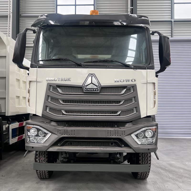 Sinotruk HOWO NX 371HP 6X4 Tractor Truck