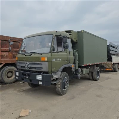 4x2 Dongfeng Fridge Truck