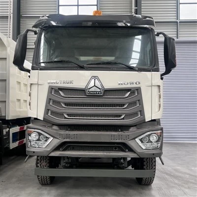 Sinotruk HOWO NX 371HP 6X4 Tractor Truck