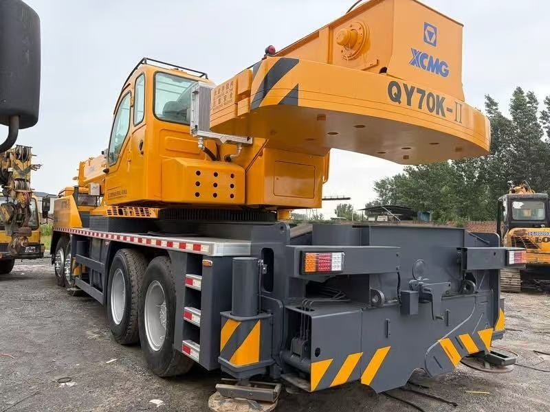 XCMG 70 Ton Truck Crane suppliers